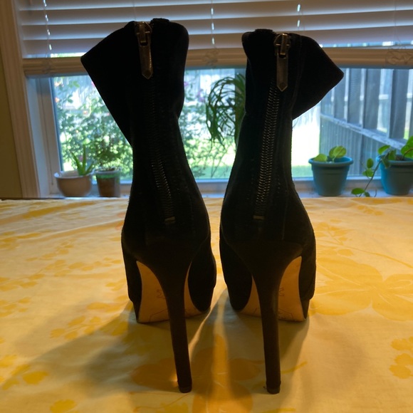 Sam Edelman Black Booties size 10 - Picture 5 of 12